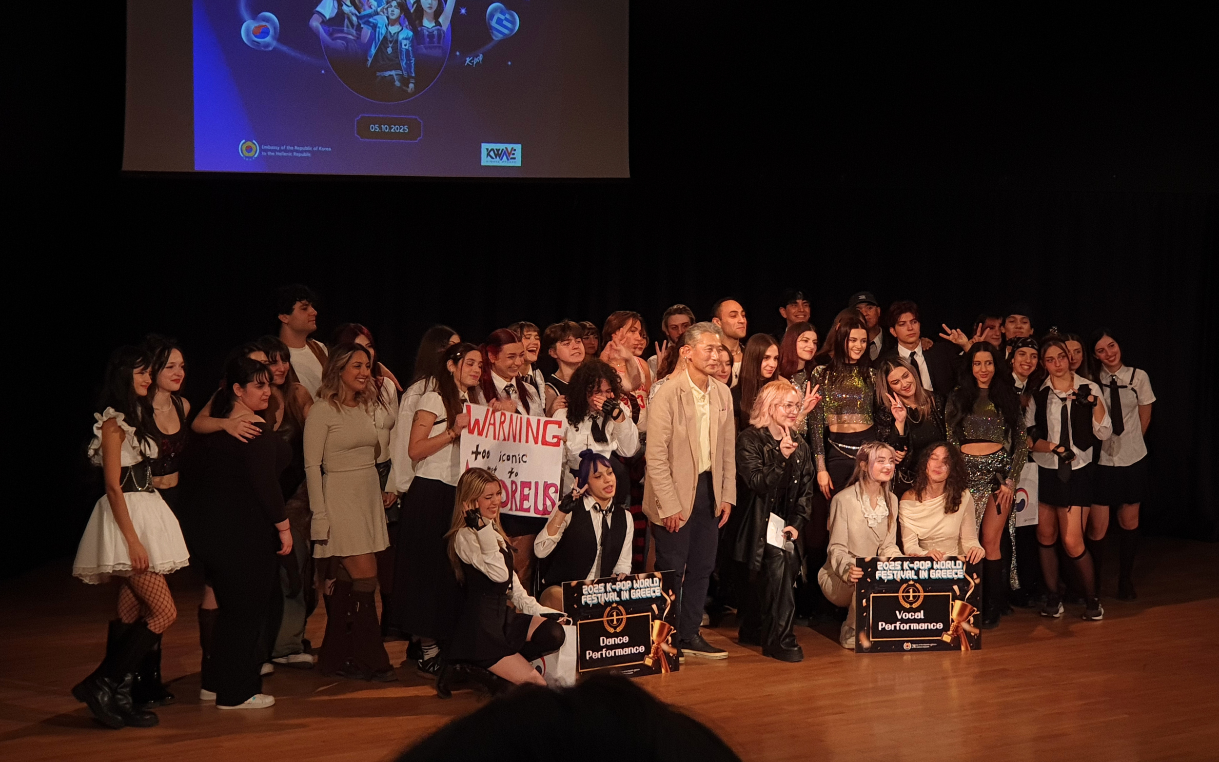 Group photo of all participants with Ambassador Ju-seong Lim and Goldie Chatzitheodorou (by Koreaculture.gr)