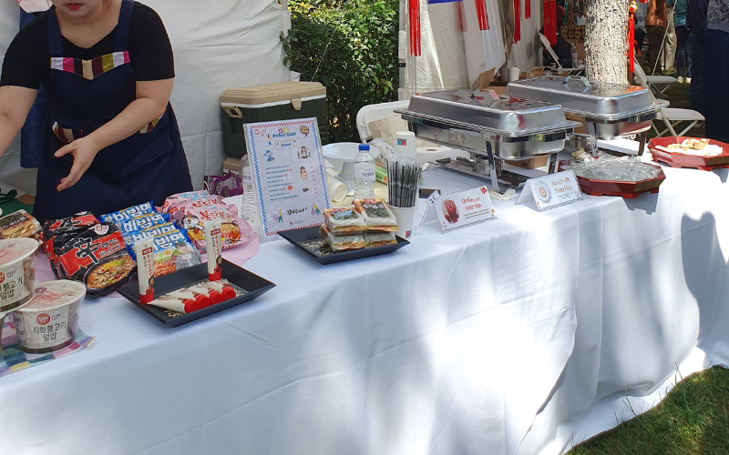 Korea's booth at the ASEAN Plus Bazaar, May 4 (by Koreaculture.gr)